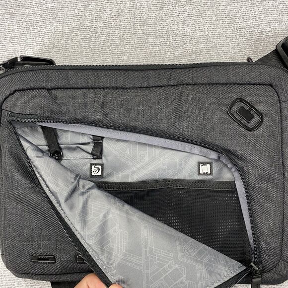 Ogio Newt 13" Slim Sleeve Messenger Bag - Static - Kindle Tablet iPAd - Picture 7 of 16